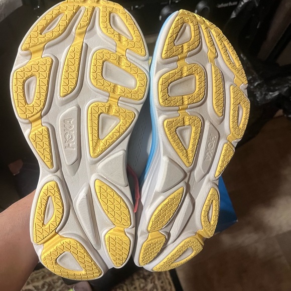 hoka bondi 8 - Picture 4 of 6